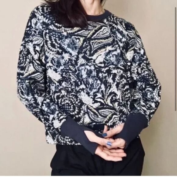 Joie Caleigh Blue Floral Cropped Sweatshirt NEW - Picture 8 of 8
